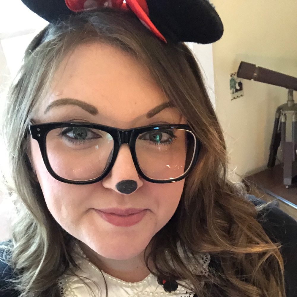 Meet your Posher, Lauren